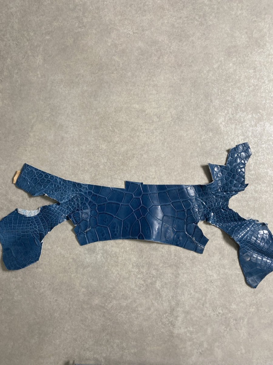 画像2: クロコダイル　ハギレ　エキゾチックレザー (2)