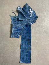 画像1: クロコダイル　はぎれ　エキゾチックレザー (1)