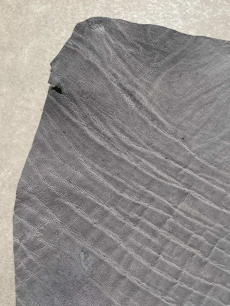 画像2: エレファントレザー　グレー　ゾウ革　象革　エキゾチックレザー (2)