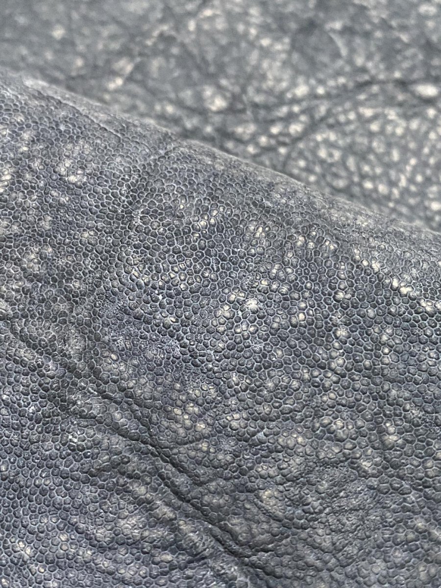 画像8: エレファントレザー　耳　ネイビー　ゾウ革　象革　エキゾチックレザー (8)