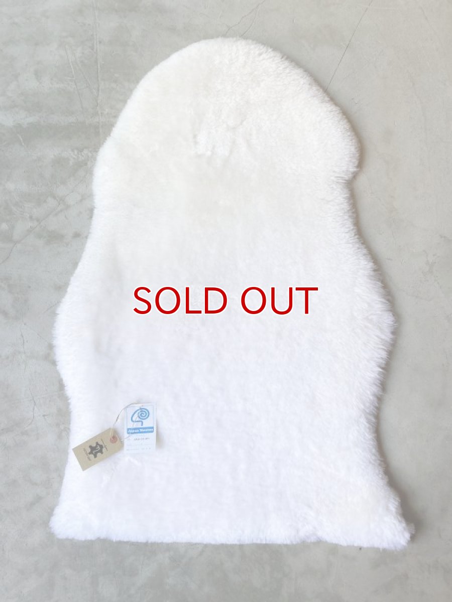 画像1: ムートン毛皮　1匹サイズ　ホワイト　羊毛皮　羊毛　天然　敷物　ラグ (1)