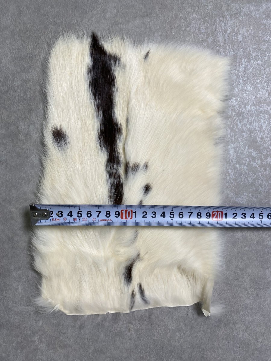 画像4: ラビットファー　ブチ　うさぎ毛皮 (4)
