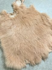 画像2: ラビットファー　ピンクベージュ　うさぎ毛皮　Lサイズ (2)