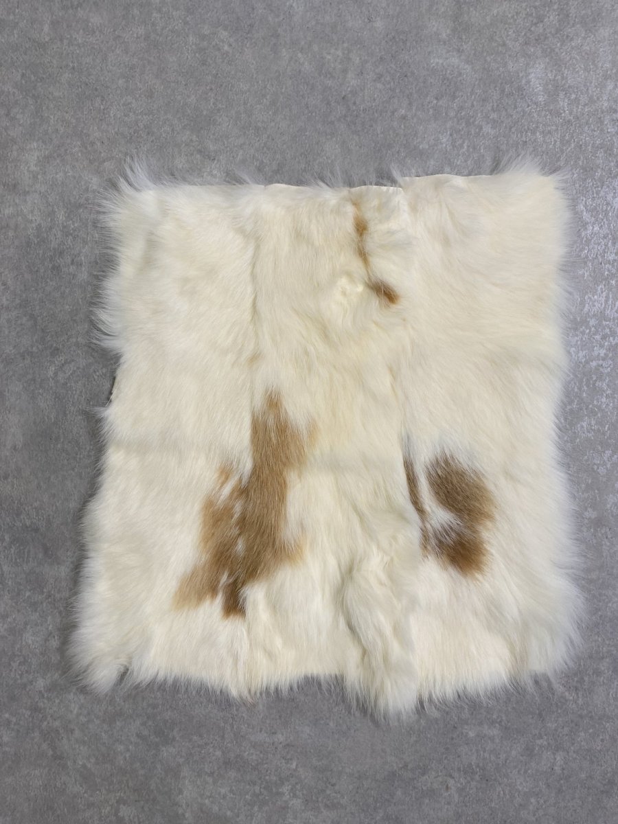 画像1: ラビットファー　ブチ　うさぎ毛皮 (1)