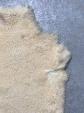 画像3: ムートン毛皮　クリーム (3)