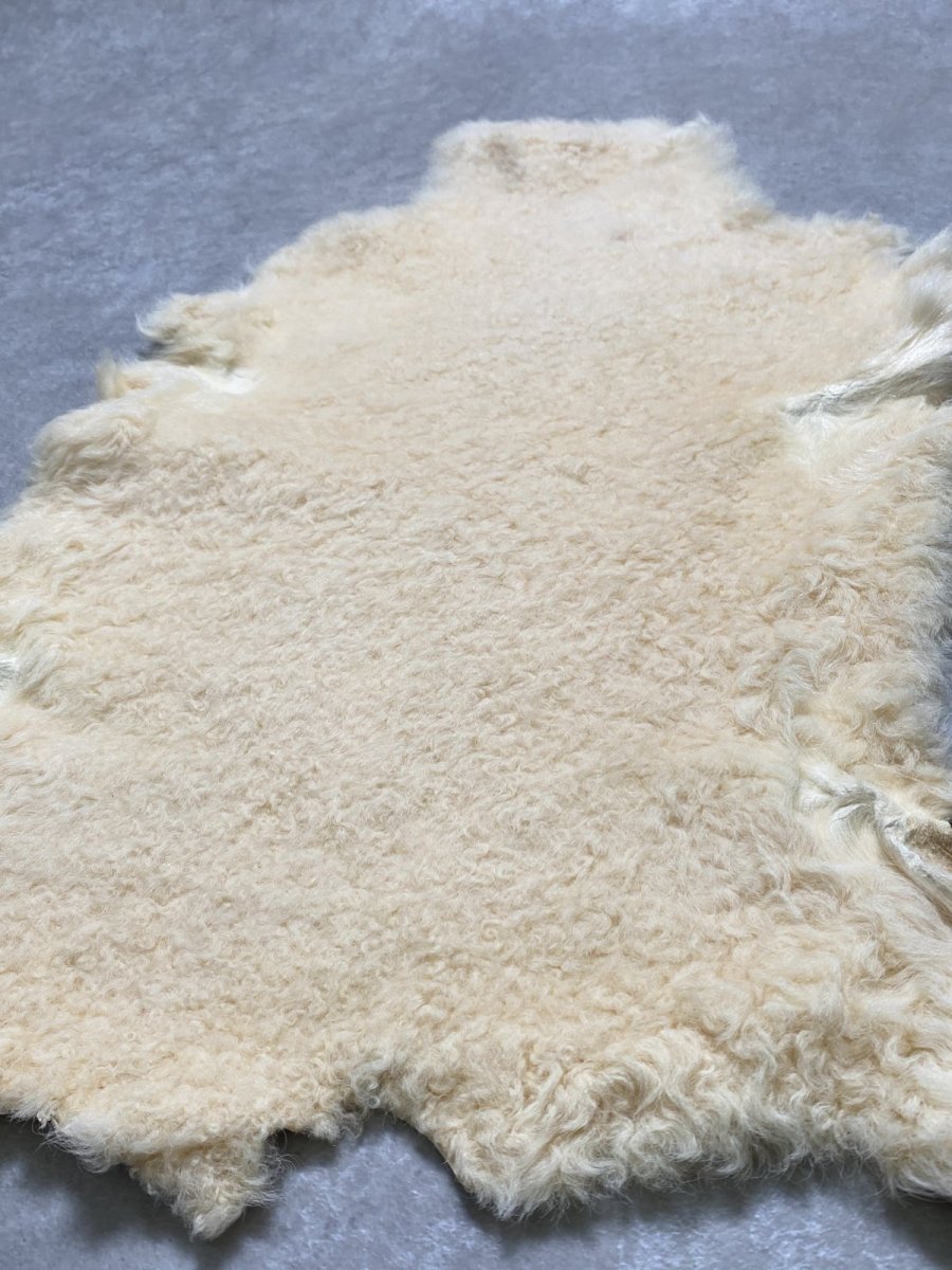 画像6: ムートン毛皮　クリーム (6)