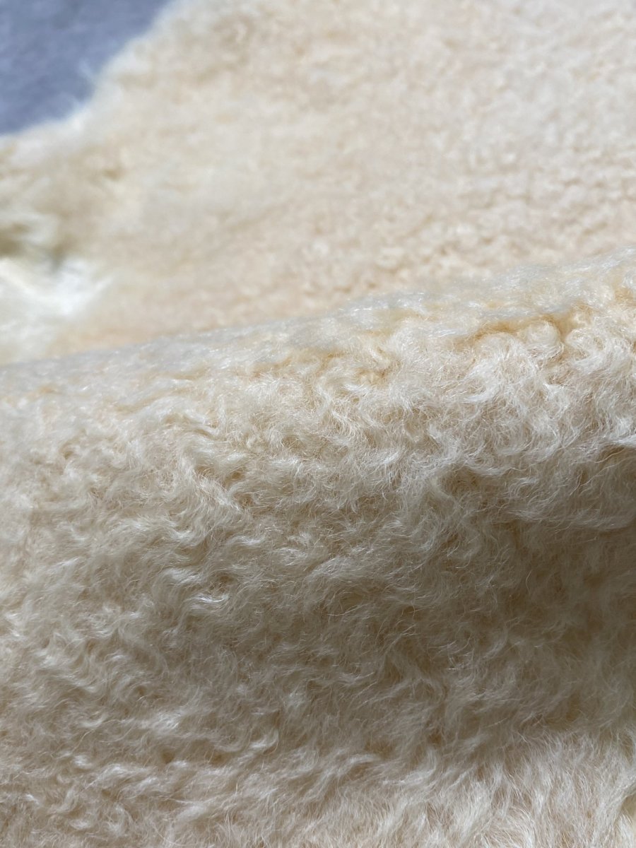 画像7: ムートン毛皮　クリーム (7)