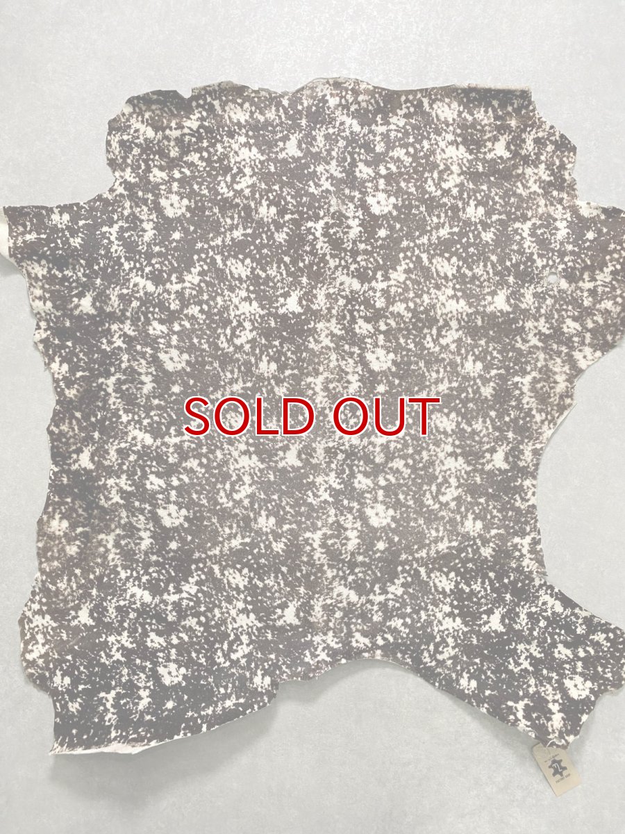 画像1: ヘアーカーフ　グロードテル  白×茶　牛革　毛皮　本革　毛つき　牛カーフ毛付き (1)