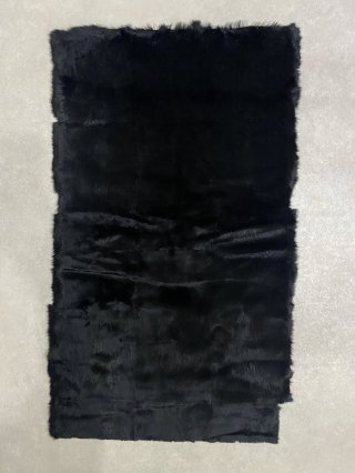 黒のファー　黒色　ブラック　BLACK　うさぎ？　ラビットファー？　皮　毛皮 ラビットファー/うさぎ毛皮/ウサギ毛皮【革とレザークラフト革細工材料