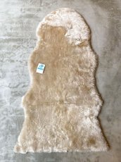 画像1: ムートン毛皮　1.5匹サイズ　ブラウン　羊毛皮　羊毛　天然　敷物　ラグ (1)