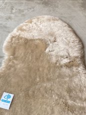 画像3: ムートン毛皮　1.5匹サイズ　ブラウン　羊毛皮　羊毛　天然　敷物　ラグ (3)