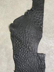 画像2: オーストリッチ革ハギレ　ブラック　ダチョウ革　 (2)