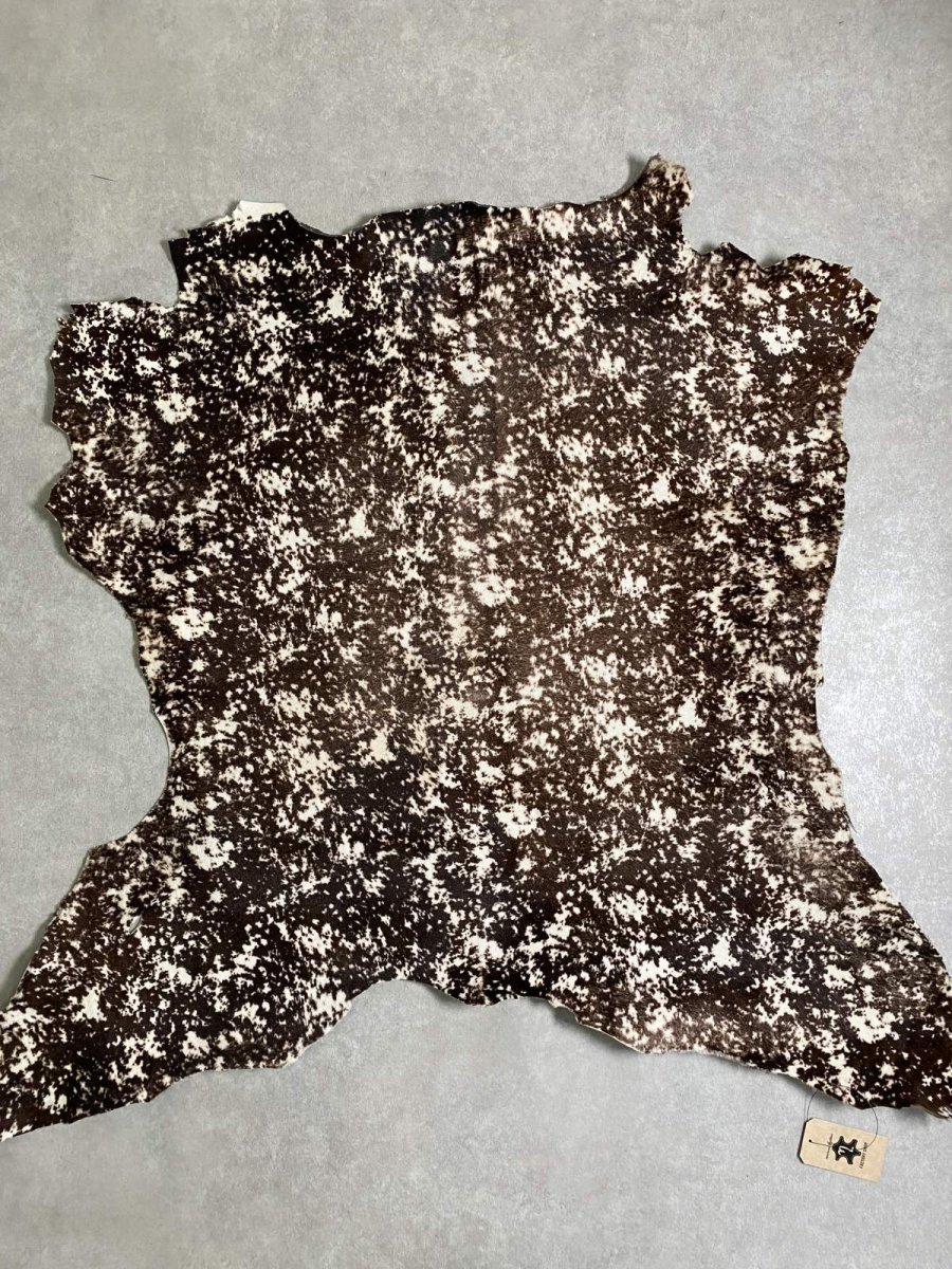 画像1: ヘアーカーフ　グロードテル  白×茶　牛革　毛皮　本革　毛つき　牛カーフ毛付き (1)