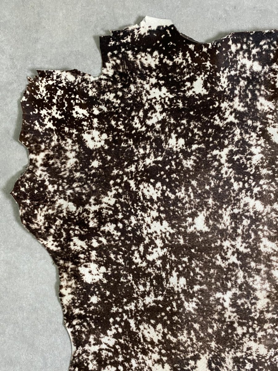 画像2: ヘアーカーフ　グロードテル  白×茶　牛革　毛皮　本革　毛つき　牛カーフ毛付き (2)