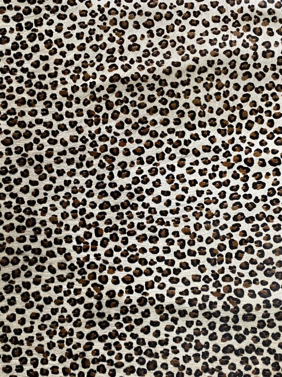 画像4: 牛 ヘアーカウ　ヒョウ小柄　牛毛皮 (4)