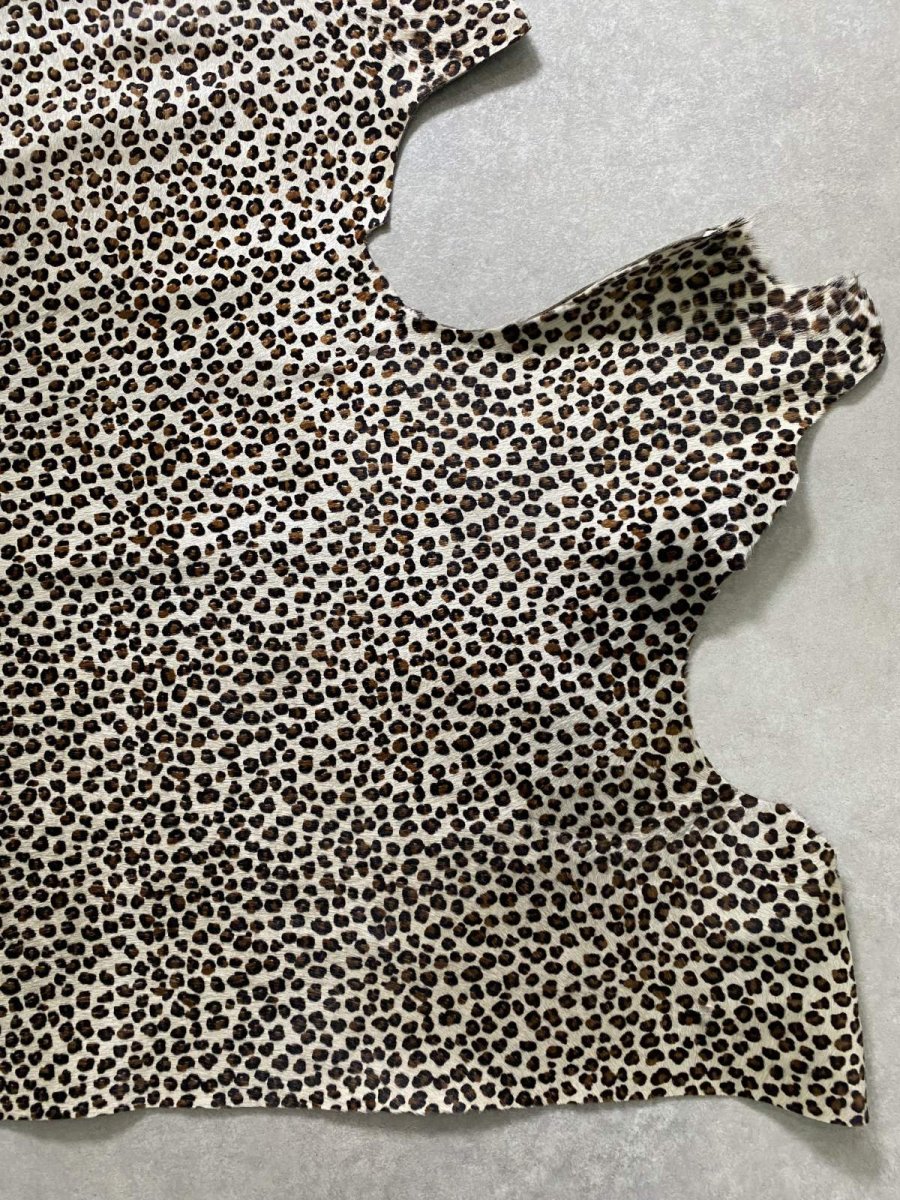 画像8: 牛 ヘアーカウ　ヒョウ小柄　牛毛皮 (8)