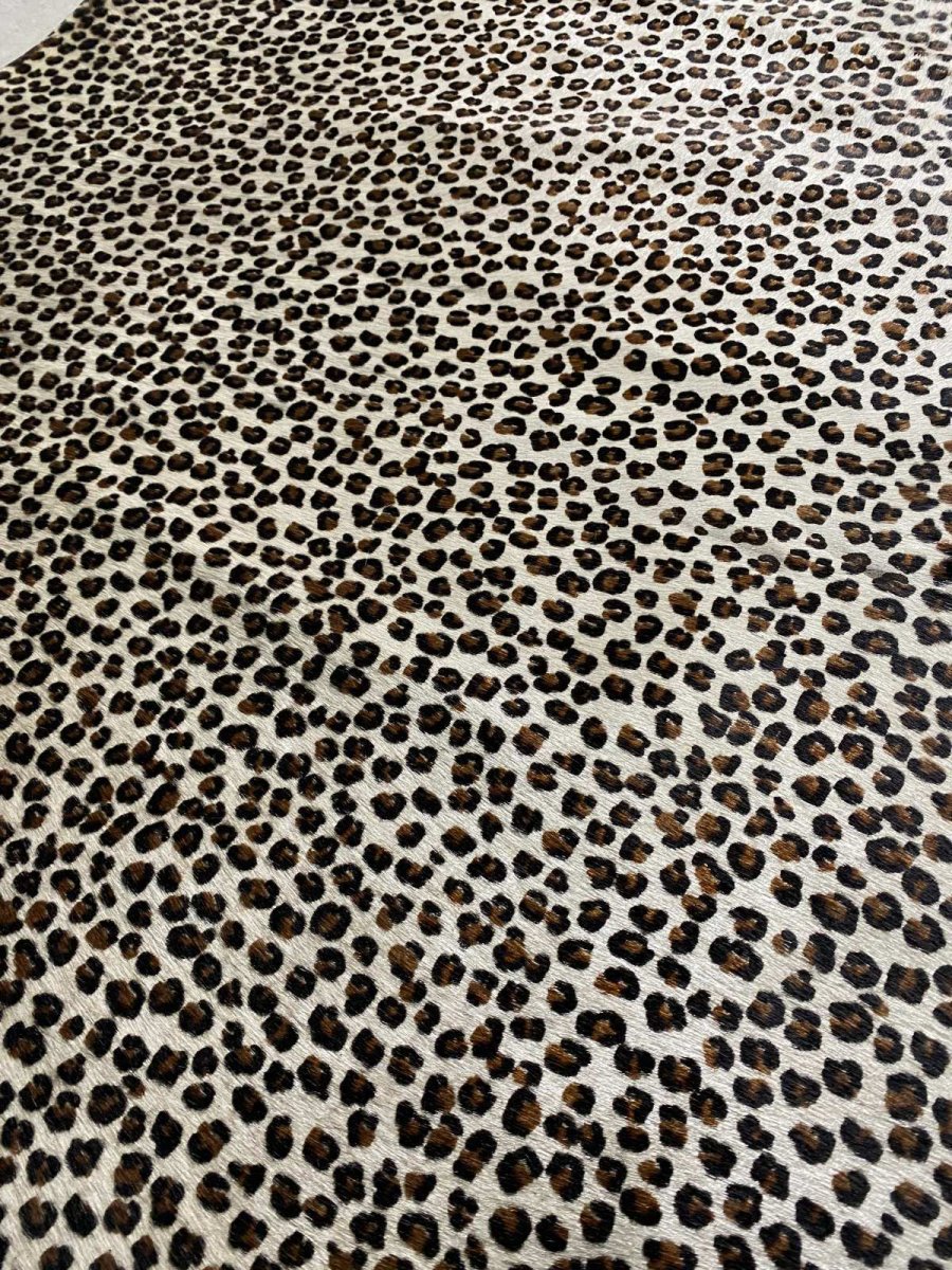 画像3: 牛 ヘアーカウ　ヒョウ小柄　牛毛皮 (3)