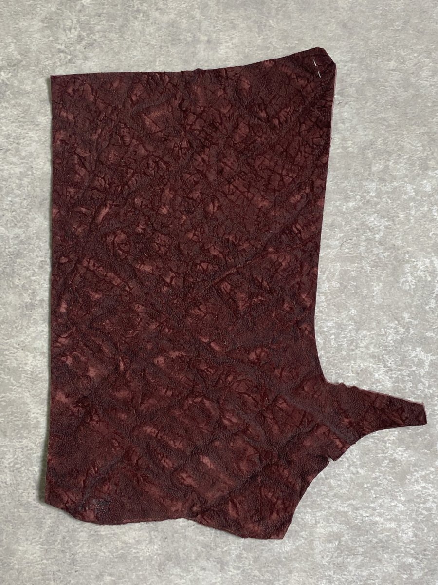 画像1: ヒポポタマス　カバ革　ボルドー　エンボス　ヒポレザー　かば革 ハギレ (1)