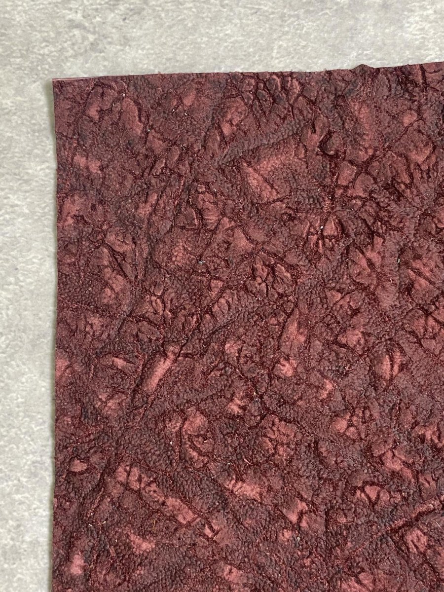 画像2: ヒポポタマス　カバ革　ボルドー　エンボス　ヒポレザー　かば革 ハギレ (2)