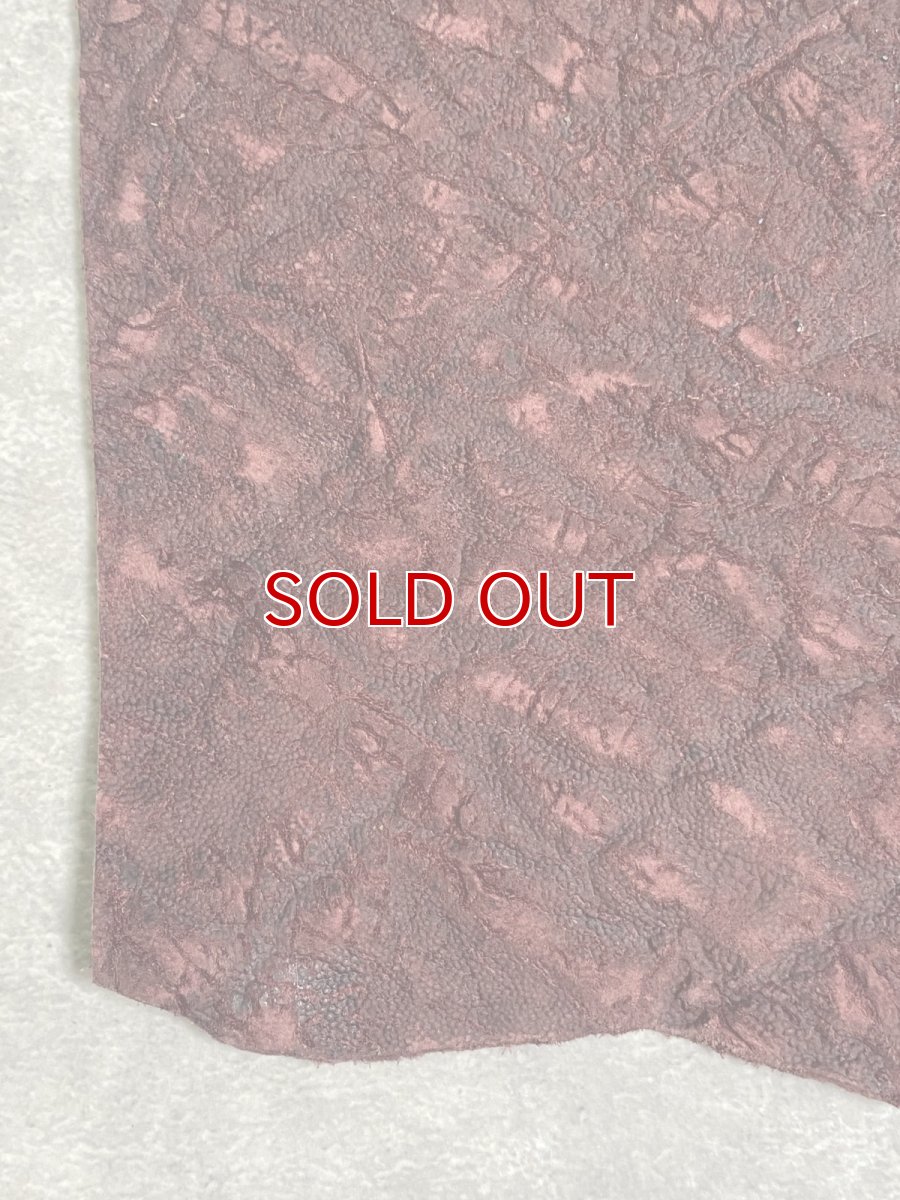 画像3: ヒポポタマス　カバ革　ボルドー　エンボス　ヒポレザー　かば革 ハギレ (3)