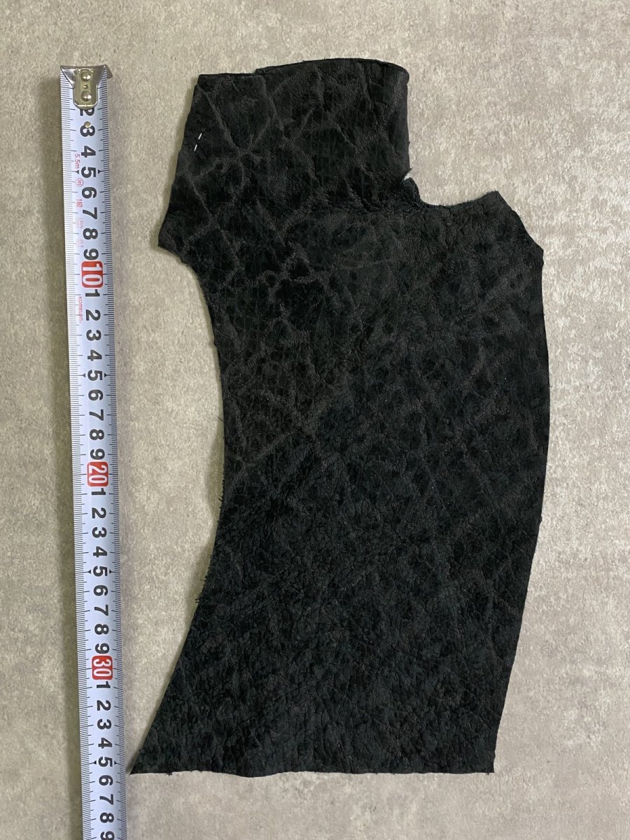 画像3: ヒポポタマス　カバ革　ブラック　エンボス　ヒポレザー　かば革 ハギレ (3)