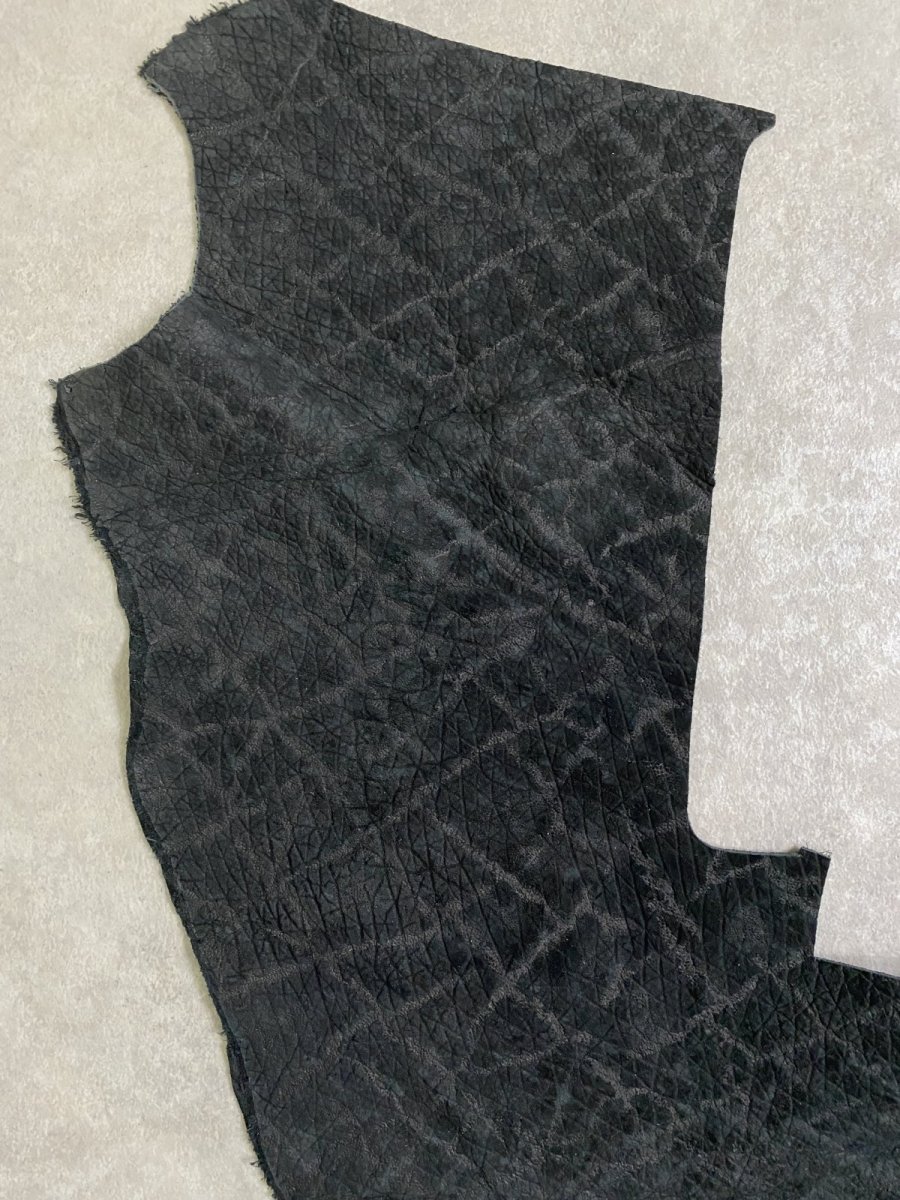 画像2: ヒポポタマス　カバ革　ブラック　エンボス　ヒポレザー　かば革 ハギレ (2)