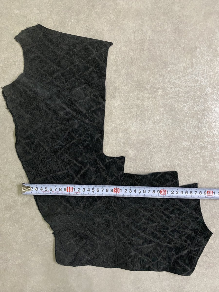 画像5: ヒポポタマス　カバ革　ブラック　エンボス　ヒポレザー　かば革 ハギレ (5)