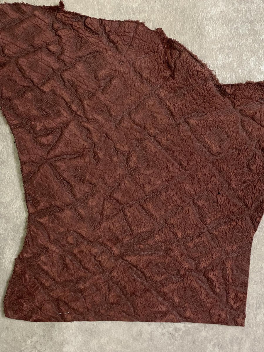 画像2: ヒポポタマス　カバ革　ボルドー　エンボス　ヒポレザー　かば革 ハギレ (2)