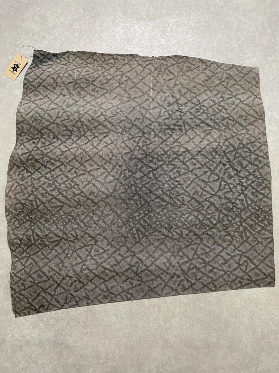 画像1: ヒポポタマス　カバ革　エンボス　グレー  ヒポレザー　かば革　型押し　 (1)