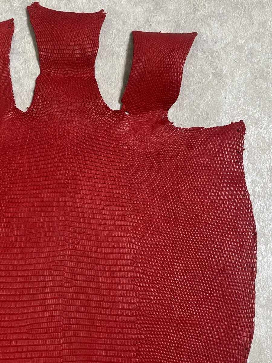 画像3: リザード　トカゲ革　マットレッド　29cm　エキゾチックレザー (3)