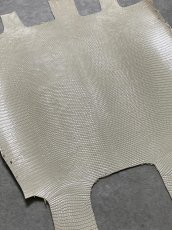 画像2: リザード　トカゲ革　オフホワイト　28cm　エキゾチックレザー (2)