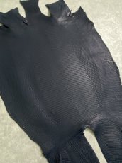 画像3: リザード　トカゲ革　水染めマットネイビー　２９cm　エキゾチックレザー (3)