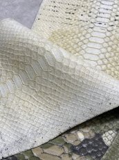 画像7: ダイヤモンドパイソン　ヘビ革　迷彩　ツヤなし  B/C　335cm　蛇革　エキゾチックレザー (7)