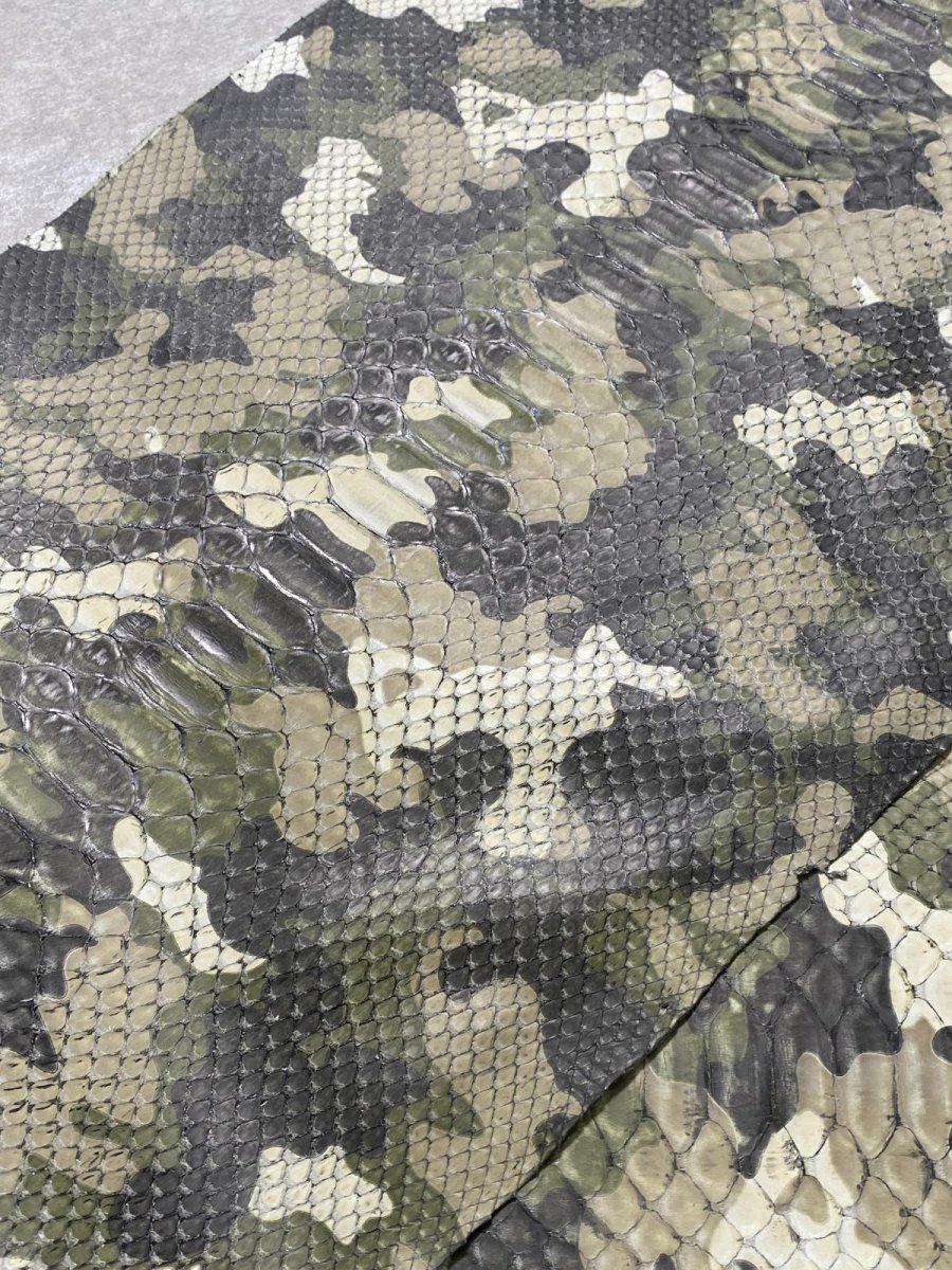 画像4: ダイヤモンドパイソン　ヘビ革　迷彩　ツヤなし  B/C　395cm　蛇革　エキゾチックレザー (4)