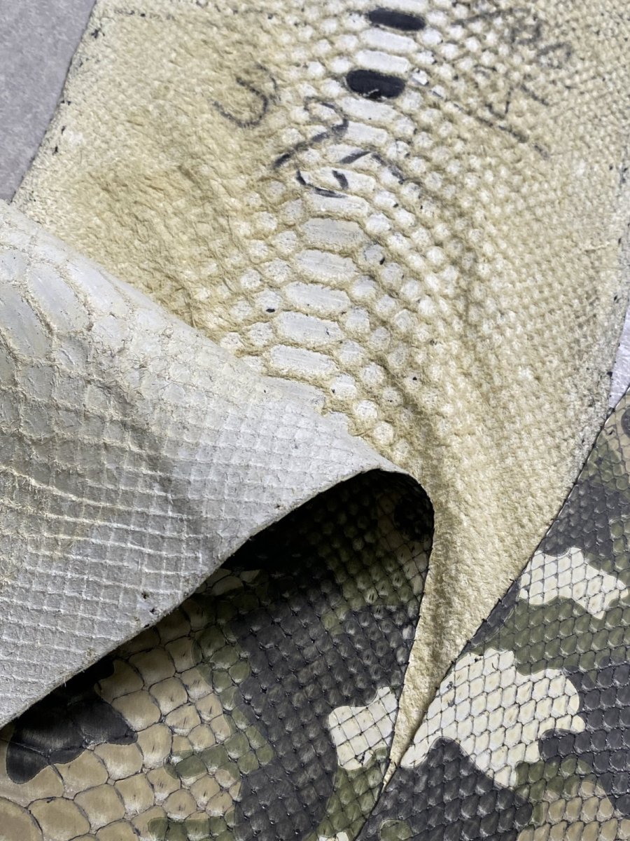 画像7: ダイヤモンドパイソン　ヘビ革　迷彩　ツヤなし  B/C　395cm　蛇革　エキゾチックレザー (7)