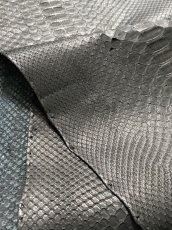 画像5: ダイヤモンドパイソン　ヘビ革　マットブラック  B/C　360cm　蛇革　エキゾチックレザー (5)