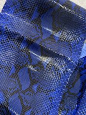 画像4: ダイヤモンドパイソン　ヘビ革　ブルー  F/C　375cm　蛇革　エキゾチックレザー (4)