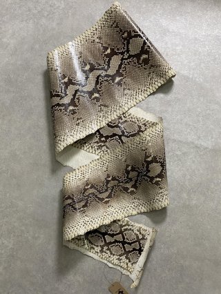 パイソンレザー/ヘビ革/蛇革【革とレザークラフト革細工材料のニシカワ