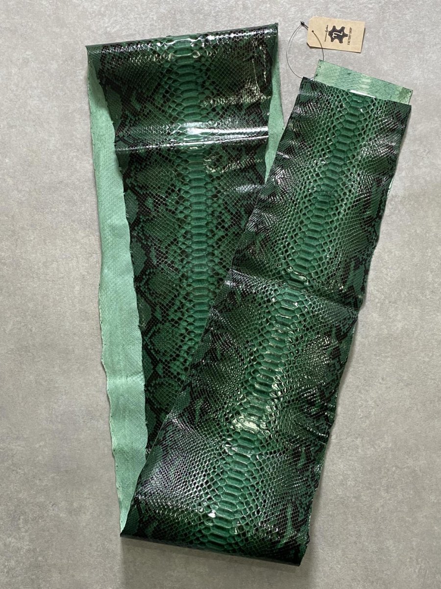 画像3: ダイヤモンドパイソン　ヘビ革　グリーン  B/C　305cm　蛇革　エキゾチックレザー (3)