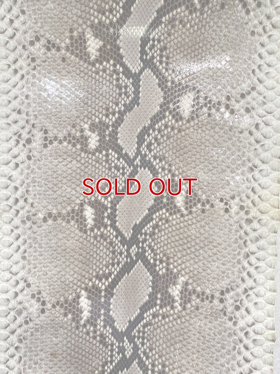画像2: ダイヤモンドパイソン　ヘビ革　ナチュラル  F/C　340cm　蛇革　エキゾチックレザー (2)