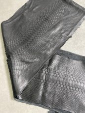 画像3: ダイヤモンドパイソン　ヘビ革　マットブラック  B/C　365cm　蛇革　エキゾチックレザー (3)