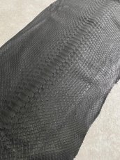 画像2: ダイヤモンドパイソン　ヘビ革　マットブラック  B/C　365cm　蛇革　エキゾチックレザー (2)