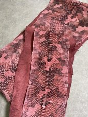 画像3: ダイヤモンドパイソン　ヘビ革　迷彩ピンク  B/C　330cm　蛇革　エキゾチックレザー (3)