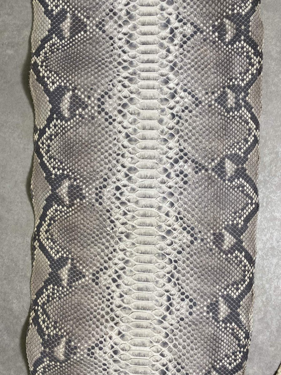 画像2: ダイヤモンドパイソン　ナチュラル　ツヤなし　B/C　360cm (2)
