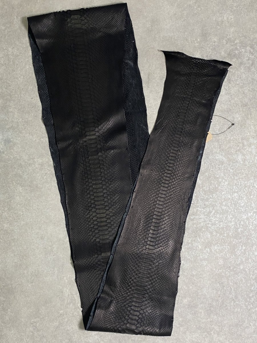 画像3: ダイヤモンドパイソン　ヘビ革　マットブラック  B/C　350cm　蛇革　エキゾチックレザー (3)