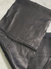 画像4: ダイヤモンドパイソン　ヘビ革　マットブラック  B/C　350cm　蛇革　エキゾチックレザー (4)