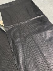 画像5: ダイヤモンドパイソン　ヘビ革　マットブラック  B/C　350cm　蛇革　エキゾチックレザー (5)
