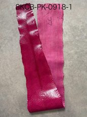 画像2: コブラ　ピンク　蛇革　ヘビ革　スネーク (2)