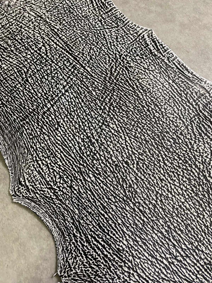 画像2: シャーク　白×黒　サメ革　鮫革　シャークスキン　 (2)