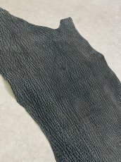 画像2: シャーク　ヌバック　グリーン　サメ革　鮫革　シャークスキン (2)